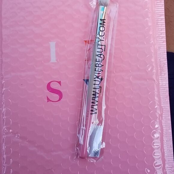 2for$12:Make up brush - Picture 3 of 3